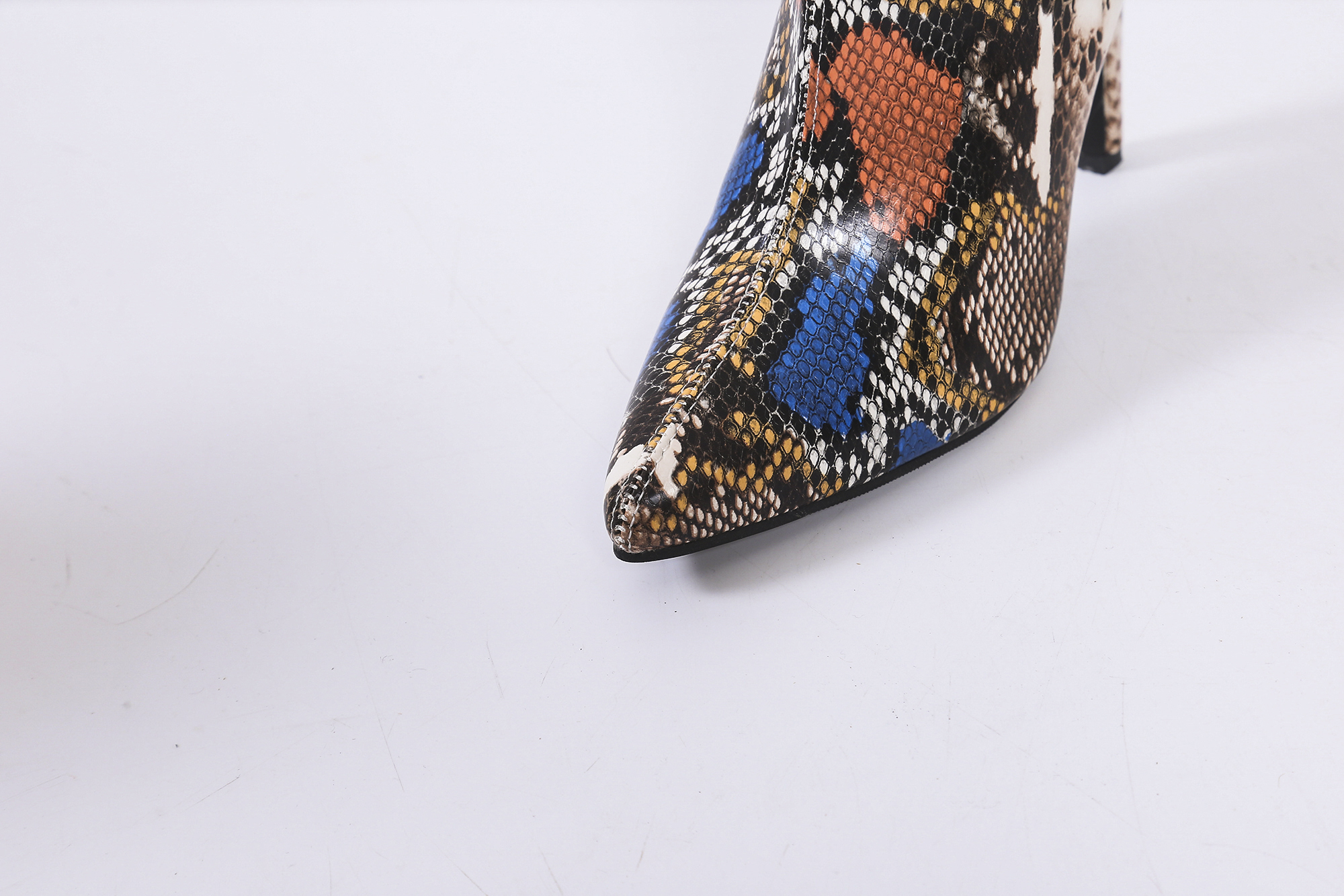 point-toe snakeskin stiletto short boots nihaostyles clothing wholesale NSYUS84468