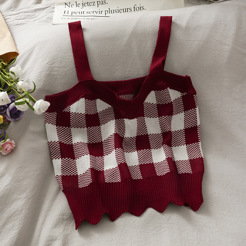 Short Cropped Check Knit Vest With Wavy Edges NSYAY60742