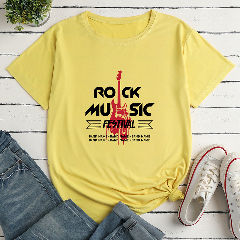Camiseta suelta con estampado de guitarra y letras para mujer NSYAY116397