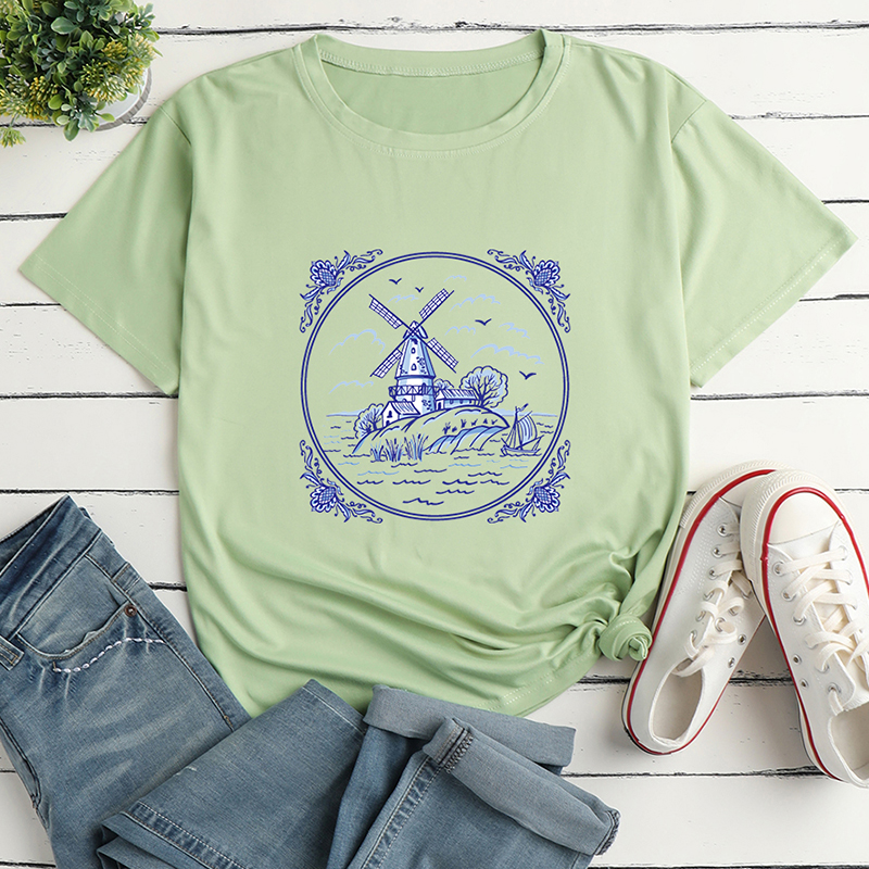 Camiseta holgada con estampado de casa de molino de viento de dibujos animados NSYAY116395